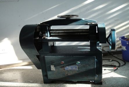 橡塑材料切片机
